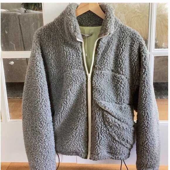 Sandy Liang Cashi Fleece in Cloud - Picture 5 of 5